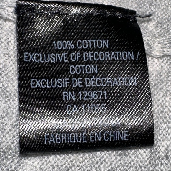 Women’s Skull Cashmere Gray Embroidered Long Sleeve T-shirt - Picture 5 of 6